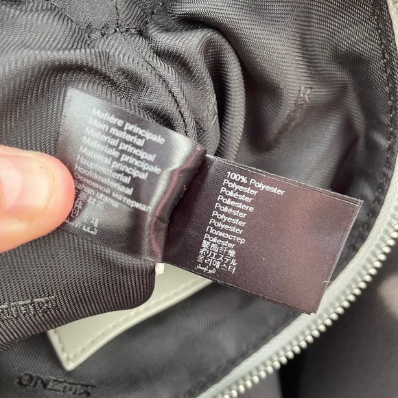 NEW Kenzo Tri Color Printed Logo Knit Fabric Zipped Wristlet Pouch - Picture 12 of 12